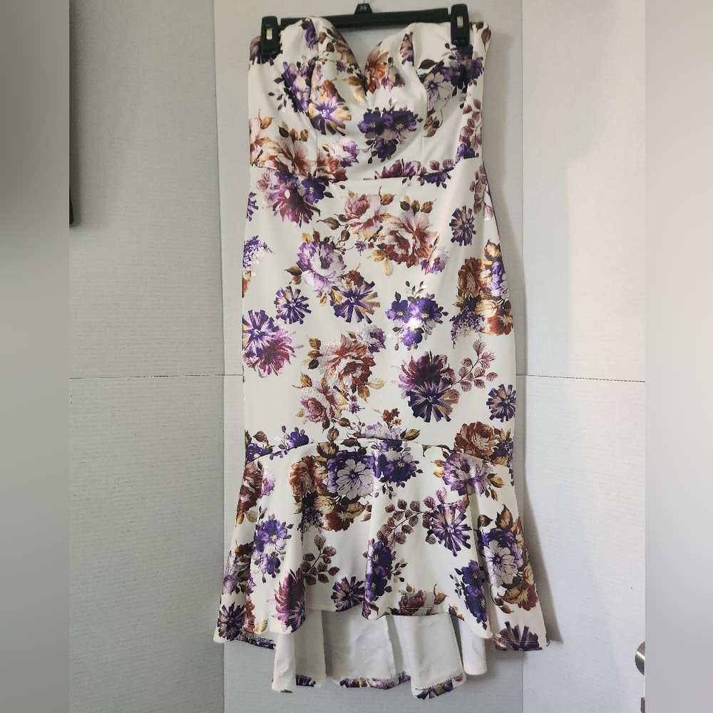 BAILEY BLUE Dress Women's Size Large White Purple & Gold Floral Print Strapless